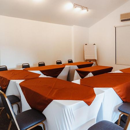 Hotel Ciudad Vieja Гватемала Экстерьер фото