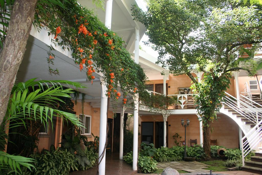 Hotel Ciudad Vieja Гватемала Экстерьер фото