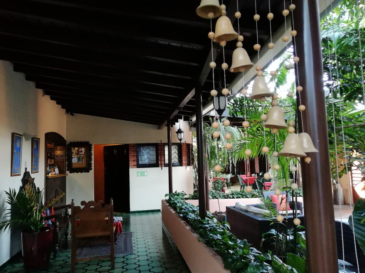 Hotel Ciudad Vieja Гватемала Экстерьер фото