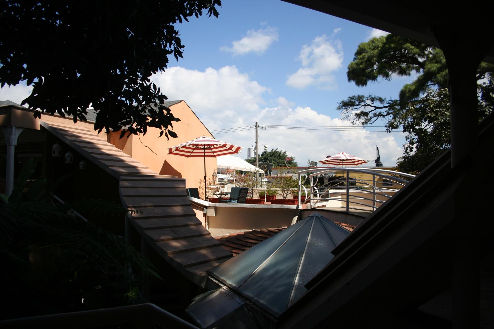Hotel Ciudad Vieja Гватемала Экстерьер фото