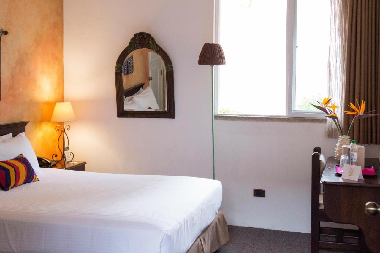 Hotel Ciudad Vieja Гватемала Экстерьер фото