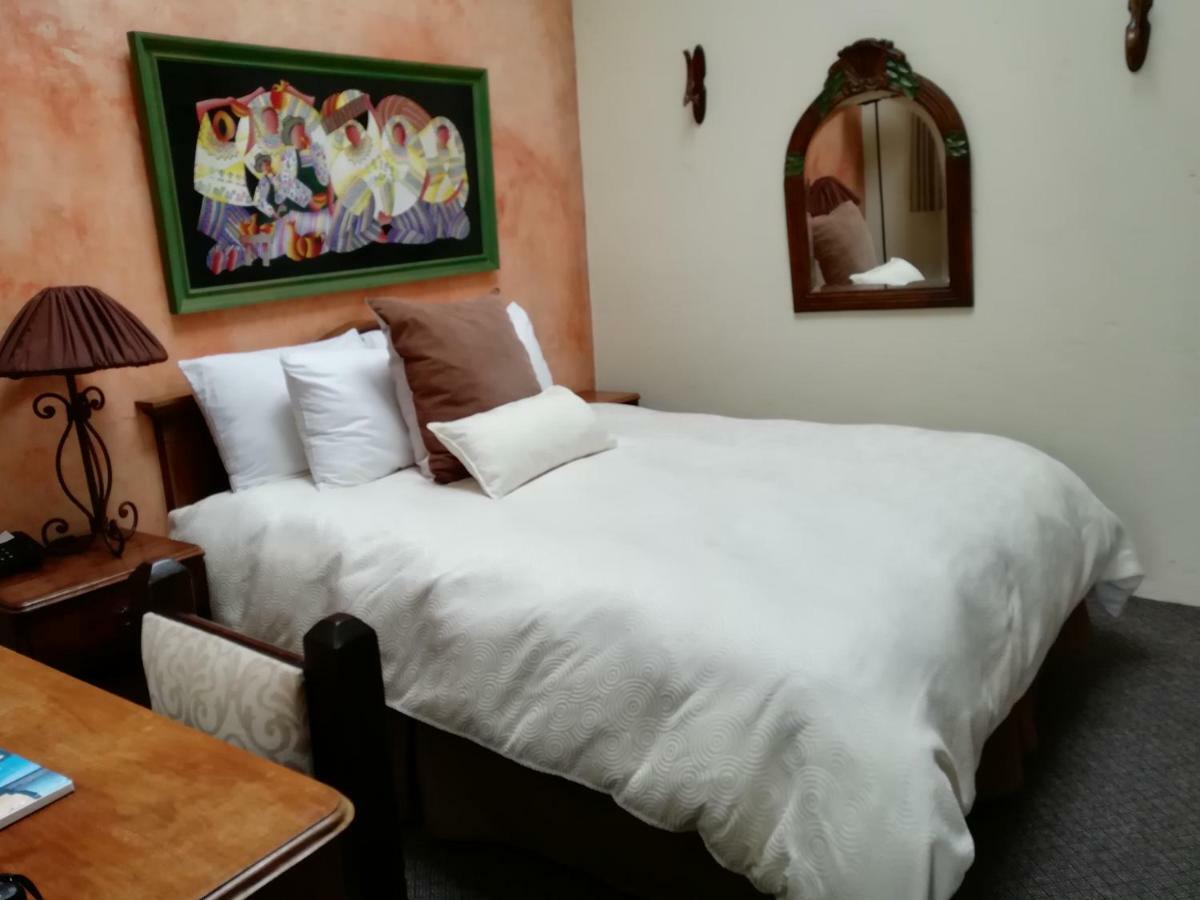 Hotel Ciudad Vieja Гватемала Экстерьер фото